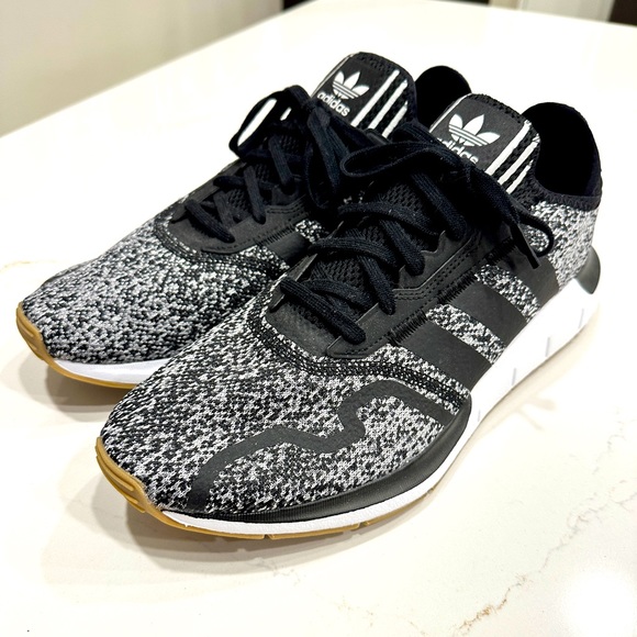 Adidas Swift Run X - Picture 1 of 6